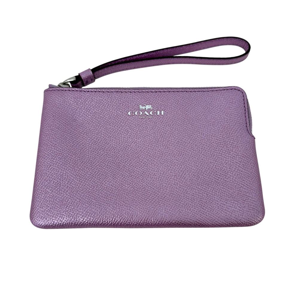 Coach Corner Zip Wallet Wristlet i Pebble Leather Wristlet Metallic Lilac F21070
